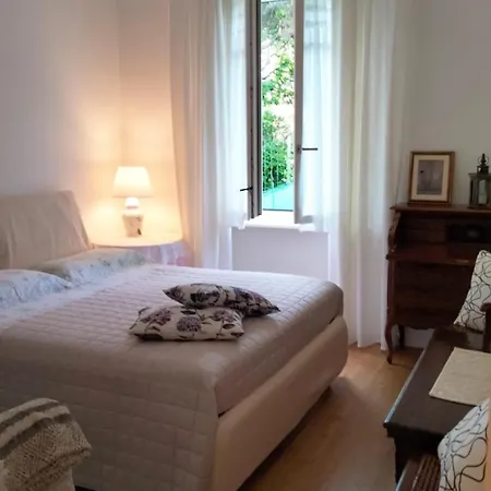 Isa's Apartment